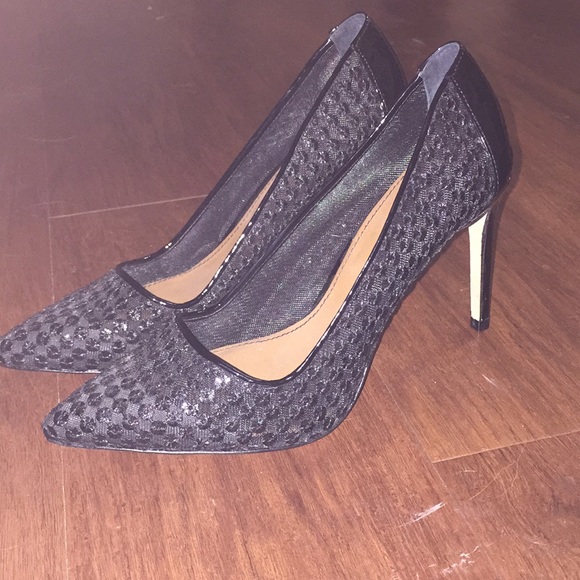 Donald J. Pliner black sequined 3 inch pumps - Picture 1 of 3